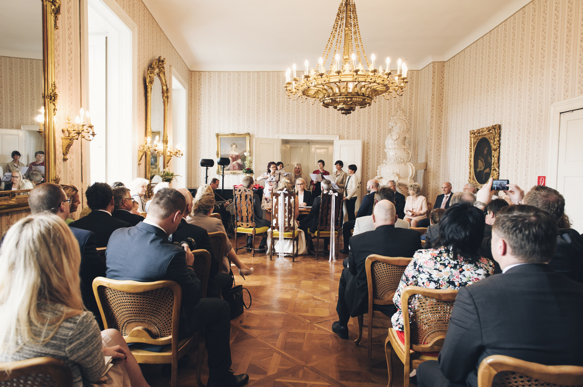 Madlen-Stephan-Hochzeitsreportage_Frau-Kneidinger-Hochzeitsfotografin