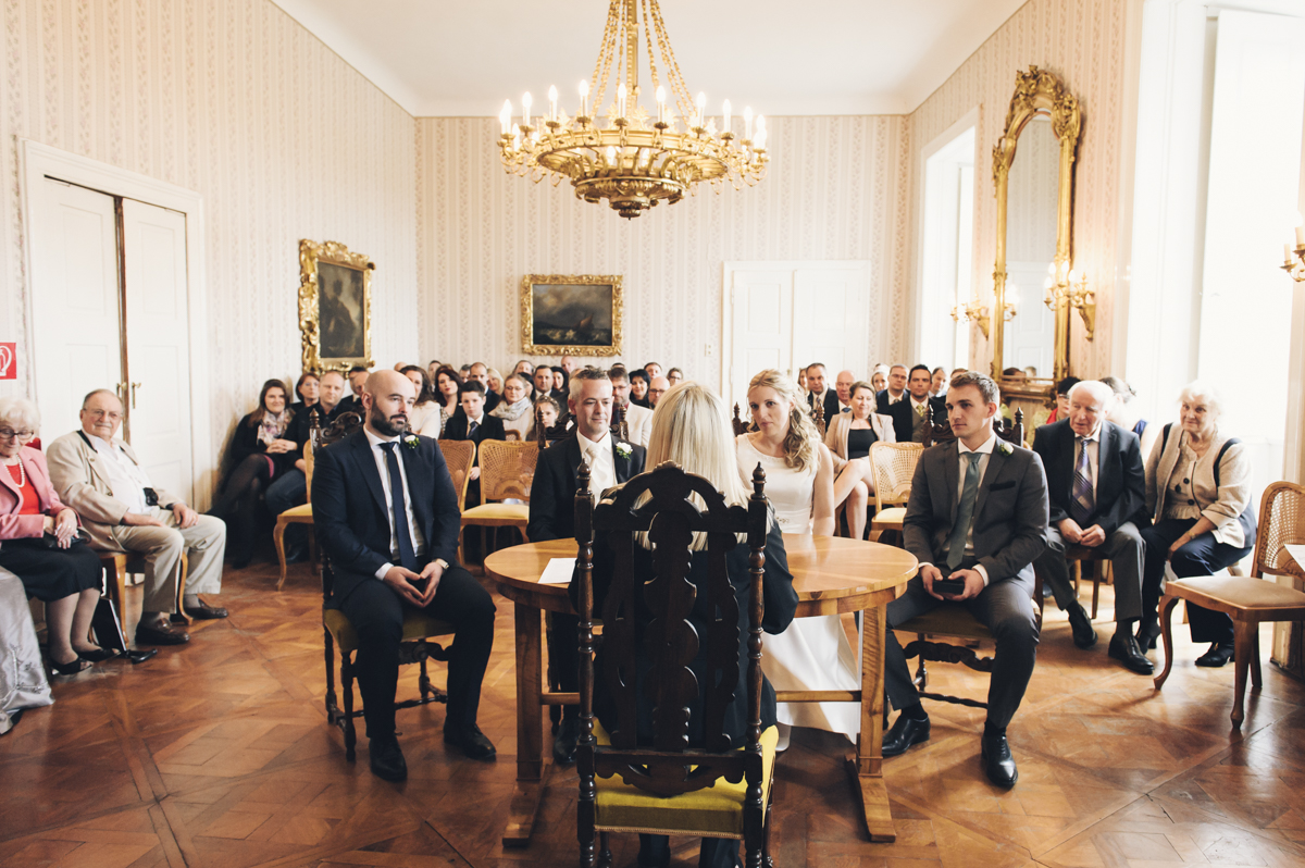 Madlen-Stephan-Hochzeitsreportage_Frau-Kneidinger-Hochzeitsfotografin