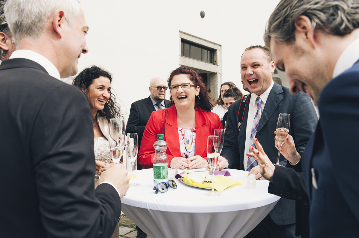 Madlen-Stephan-Hochzeitsreportage_Frau-Kneidinger-Hochzeitsfotografin