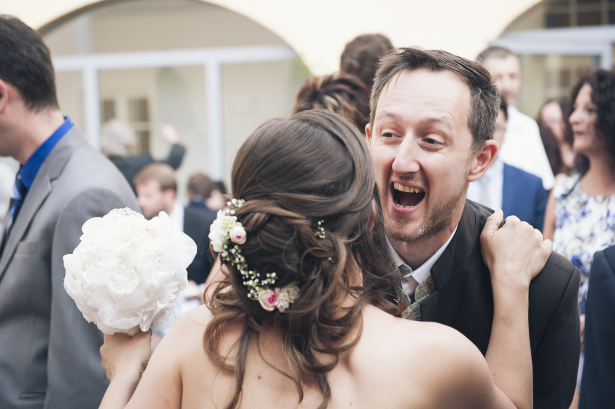 Stephanie-Dieter-Hochzeitsreportage_Frau-Kneidinger-Hochzeitsfotografin